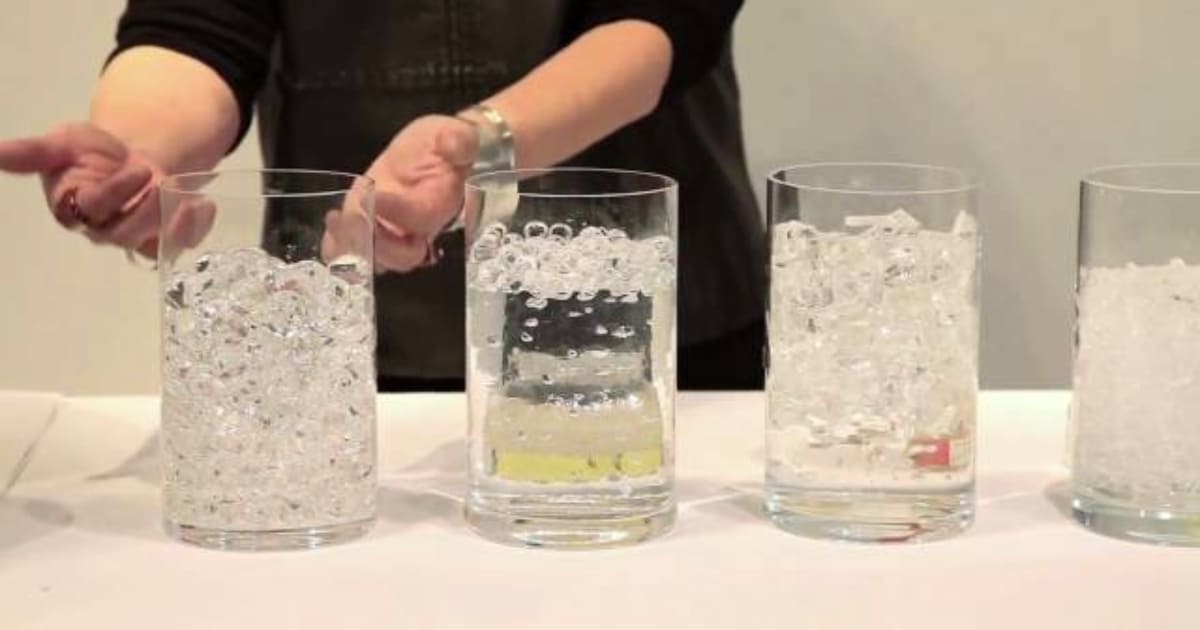 How To Make Fake Water In A Vase?